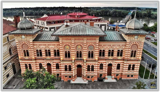 zgrada gradonacelnika brcko